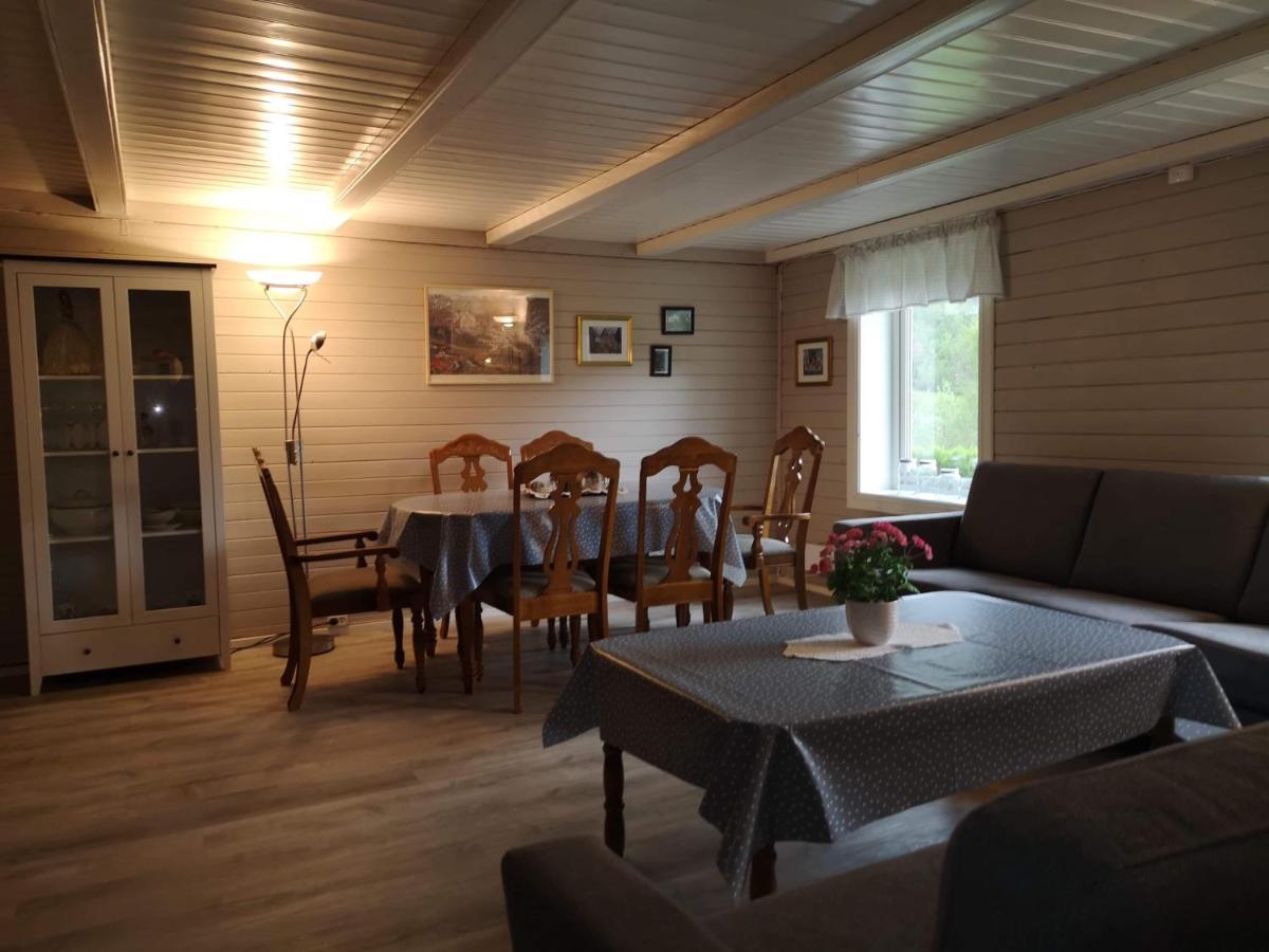 Hansali Holiday Home Fjaerland Kültér fotó